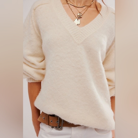 Free People One And Only Pullover, Color Cream Size L - Picture 4 of 16